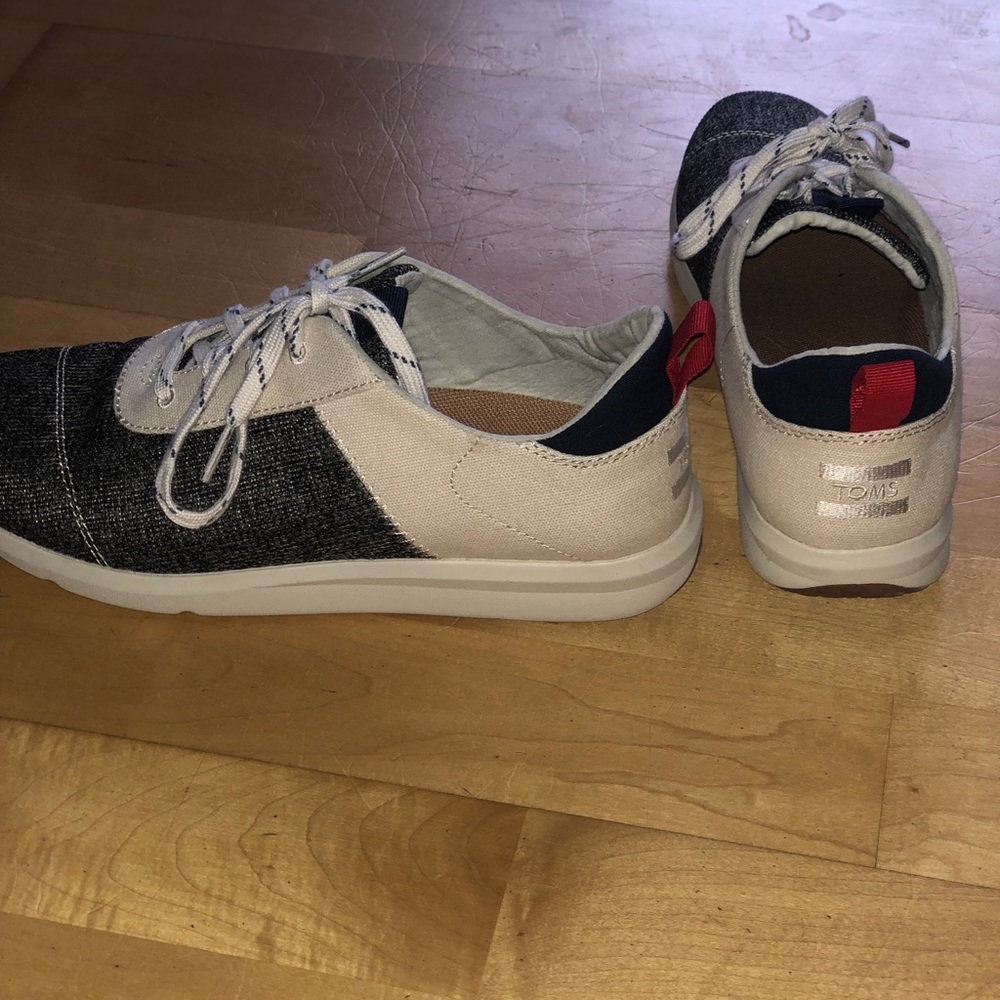 Toms sneakers  Brand New